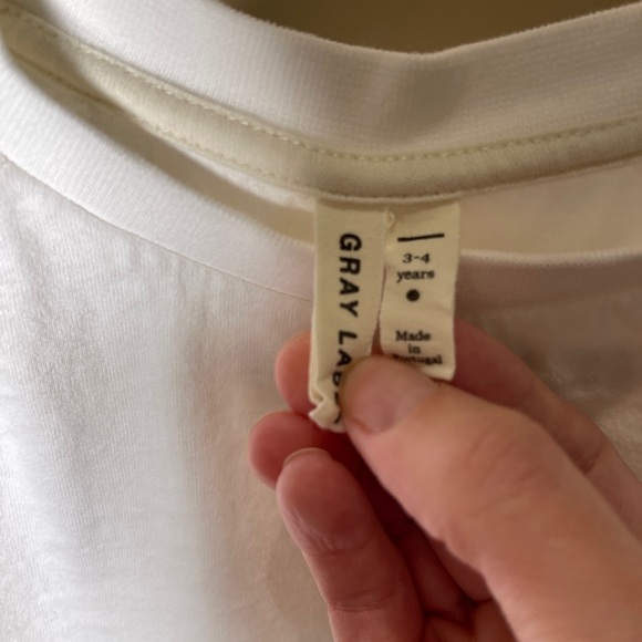 Gray Label white pocket tee. 3-4 years. - Picture 2 of 3